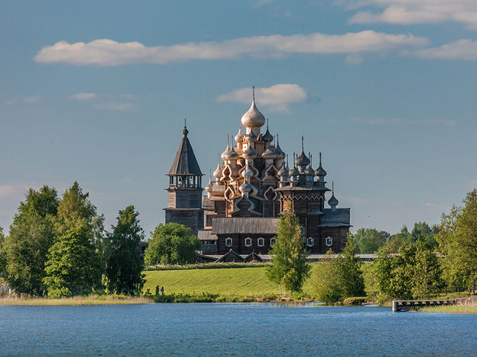 Экскурсия на Кижи